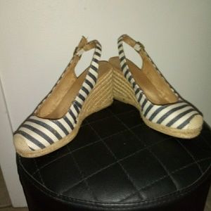 Cute Wedge Striped shoes
